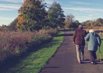 Tres familias asturianas se apuntan al programa de acogimiento de mayores