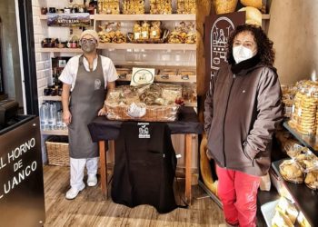 La Unión hace entrega de las tres cestas ‘Alimentos del Paraíso’ de su sorteo navideño