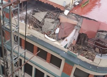 Encuentran sin vida a uno de los dos operarios desaparecidos en el derrumbe