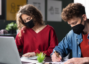 No habrá cuarentena completa en las aulas con hasta 4 positivos o menos del 20% de contagiados