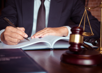 La Asociación de Padres de Familia Separados de Asturias presenta un informe sobre violencia ejercida por mujeres en 2021