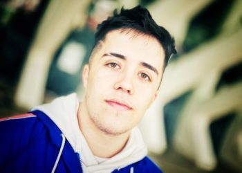 Gazir: “Cuando gano, saco la bandera de Asturias. Me gusta mostrar mis orígenes aun estando lejos”