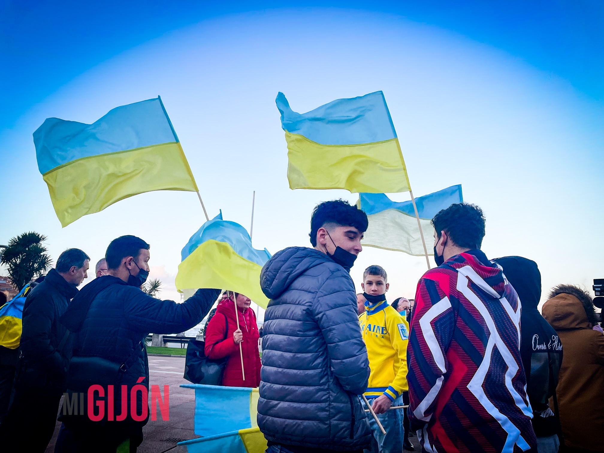 Manifestación de ciudadanios de Ucrania contra la invasión rusa