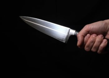 Detenido por tratar de atracar con un cuchillo un banco del centro de Gijón