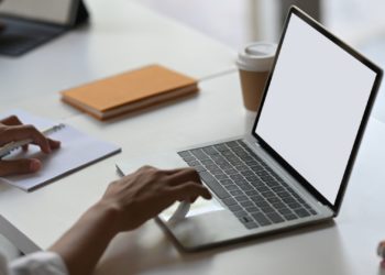 Se busca secretario para el despacho del Presidente Barbón