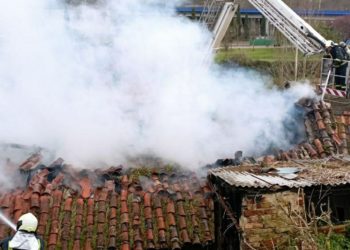 Incendio en una vivienda en Langreo