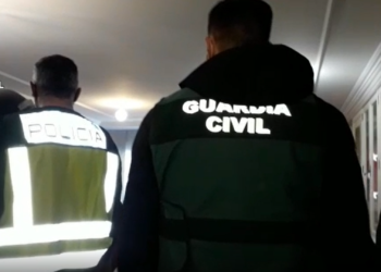 Vídeo: Detienen a un hombre por robo con intimidación y por varias estafas