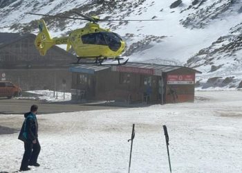 Un fallecido y dos heridos graves en la estación de esquí de San Isidro