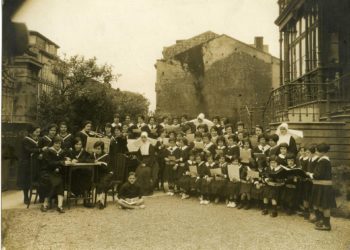 El Museo del Pueblo de Asturias acoge desde este jueves la exposición ‘La fotografía escolar (1880-1980)’