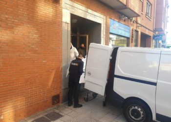 La madre del investigado por el asesinato de Erika pide perdón a la familia