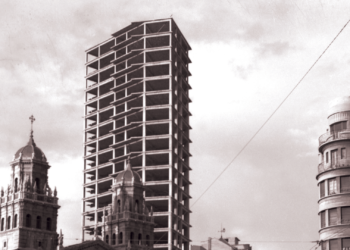 El rascacielos de Gijón