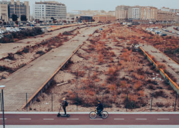 Aprobado en Pleno incluir el ‘solarón’ en la revisión global del proyecto urbanístico del Plan de Vías