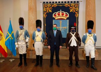 El Principado celebra hoy el Día de la Bandera de Asturias