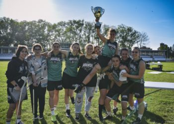 Las chicas del Mariners, campeonas de la Liga Asturiana de Flag Football