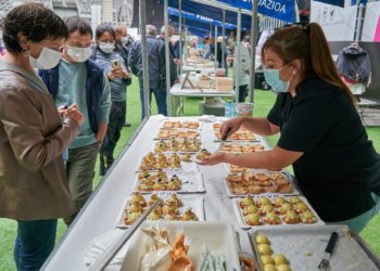 El desempleo baja en más de 2.000 personas en Asturias