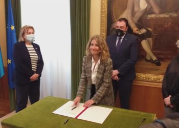 «No es una mera declaración de intenciones», afirma la ministra de Transportes del protocolo del Plan de Vías