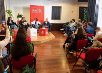Seijo (PSOE): «La derecha parece que demanda que la enseñanza se quede anclada en los setenta»