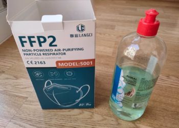 A juicio una madre por impedir a su hijo ir al colegio para evitar que utilizase mascarilla y gel