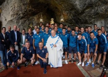 Fallece el padre Fueyo, capellán del Sporting