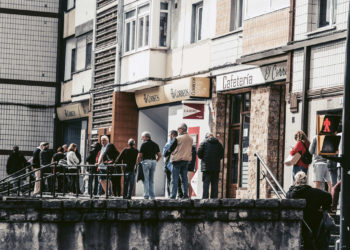 Gijoneses siguen sin pegatina medioambiental y se exponen a las multas