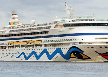 Este viernes hace escala en Gijón el crucero «Aida Aura»