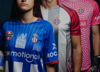 El Real Avilés liquida sus equipaciones al 50%