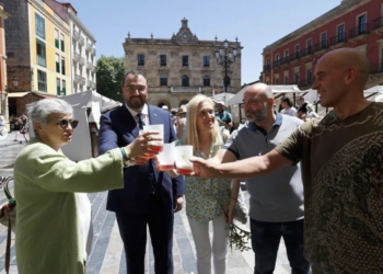 20 años de un referente en Gijón: Mercado Artesano y Ecológico
