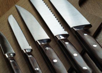 Detienen a una pareja gijonesa por amenazar y robar a su casero