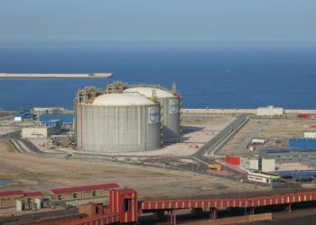 La Coordinadora Ecologista recurre la aprobación del proyecto para la regasificadora de El Musel