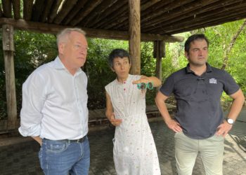 El Ayuntamiento y Rain Forest ultiman el proyecto de ampliación del Acuario de Gijón