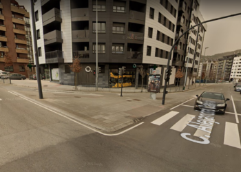 Muere el hombre que se desvaneció ayer cerca del estadio Carlos Tartiere