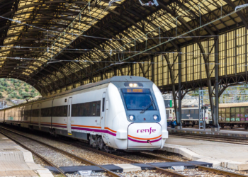 Renfe lanza este miércoles el nuevo abono gratuito