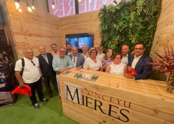 Santa Bárbara y los Mierenses por el Mundo conquistan la Feria