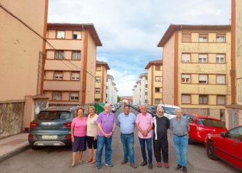 El poblado degradado Inuesa de Tremañes celebra el desbloqueo de las obras de rehabilitación de sus viviendas