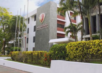 La Universidad de Oviedo firma un convenio con la Universidad de la Costa de Colombia