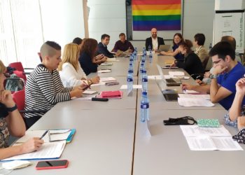 La ley LGTBI asturiana recogerá la formación a policías y sanitarios y la prohibición de las terapias de conversión
