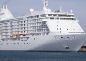 Vuelve a Gijón el crucero de lujo ‘Seven Seas Voyager’