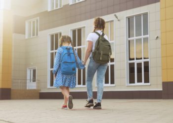 Más de 100.000 estudiantes asturianos empiezan hoy el primer curso con el calendario educativo unificado