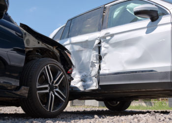 Un fallecido y cuatro heridos en un accidente en la A-66, a la altura de El Caleyo (Ribera de Arriba)
