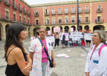 «Los cuidados no son un negocio»: Nuevas medidas sobre el SAD llegarán al Pleno de Gijón