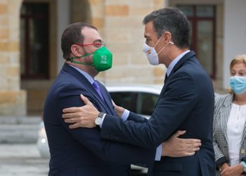 Sánchez felicita el Día de Asturias y Extremadura: «Dos tierras que siguen prosperando de la mano de toda su ciudadanía»