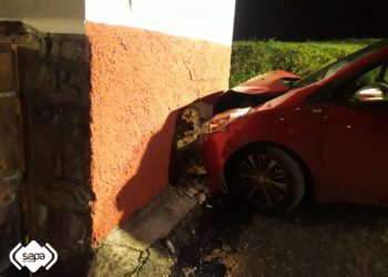 Tragedia en Colunga: fallece un hombre tras colisionar contra una vivienda