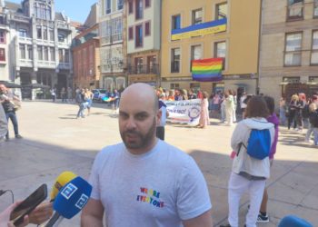 Colectivos sociales y sindicatos tildan de «trampantojo» el proyecto de ley Lgtbi asturiana