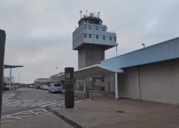 El Aeropuerto de Asturias se prepara para la mayor oferta de vuelos internacionales de su historia