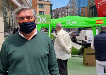 El Pleno del Ayuntamiento aprueba la iniciativa de Vox para la prevención de estafas y ciberdelitos a personas mayores