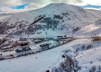 El Principado fija los precios para la temporada de esquí en Valgrande-Pajares y Fuentes de Invierno