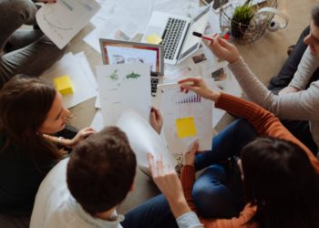 La Universidad de Oviedo convoca los premios TalentUO-Santander de Emprendimiento 2022