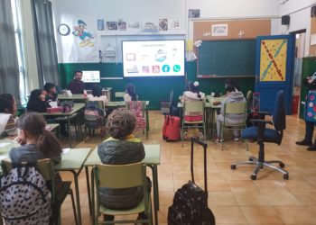 Los estudiantes del CP Los Campos se convierten en periodistas con el taller de miGijón sub18