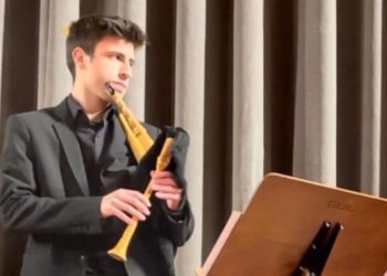 Daniel Meré, el gaitero asturiano que triunfa con su versión de la canción del verano