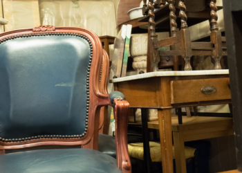 Así puedes hacer en Gijón para que recojan tus muebles antiguos para su reutilización o reciclaje